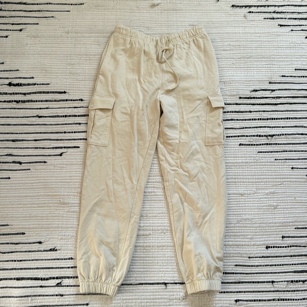 BP white sweatpants